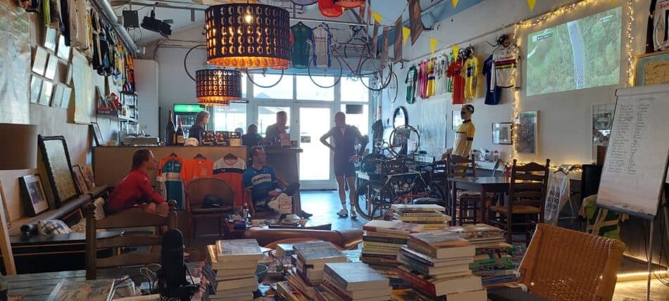 Parijs is nog ver in Doetinchem - wielercafes.nl