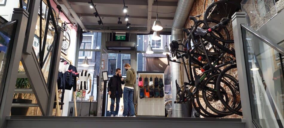 Rapha in Amsterdam - wielercafes.nl