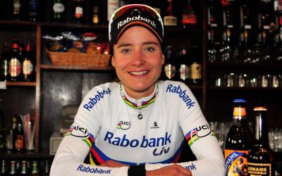 Marianne Vos in cafe - wielercafes.nl